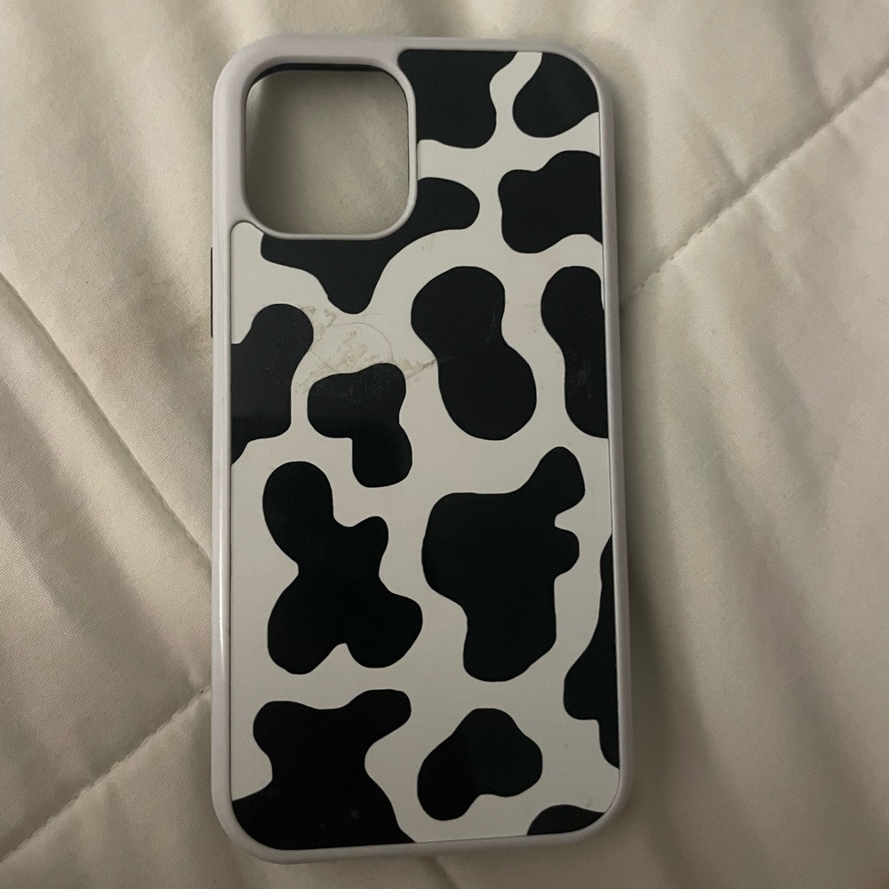 Cow print iPhone 12/12 pro case